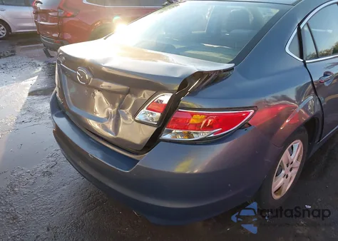 2011 Mazda Mazda6 I Sport z USA, uszkodzony, nr VIN 1YVHZ8BH8B5M07851